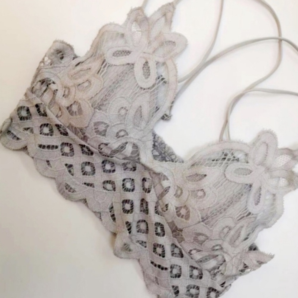 ⚡️🖤🆕Boho Eyelet Longline Lace Bra🖤⚡️